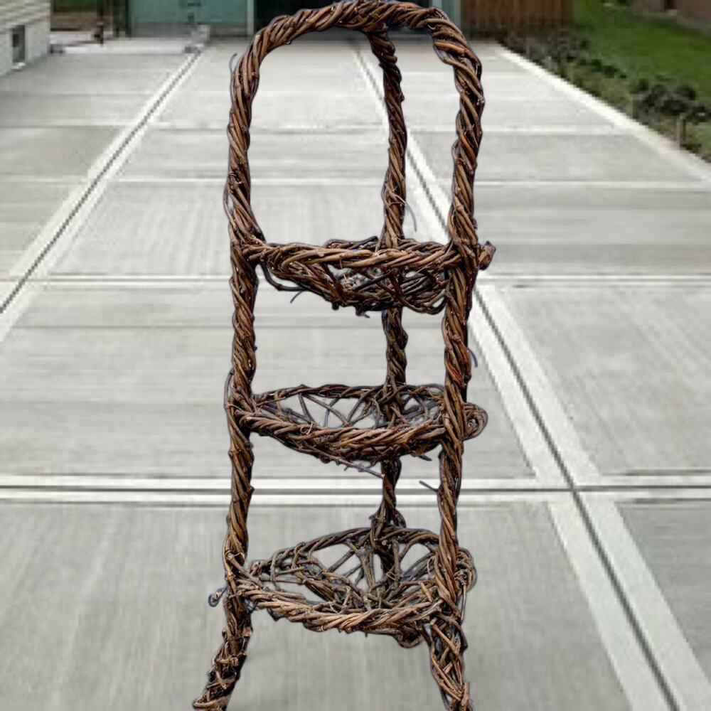 🚨VNTG French Country 3-tier Wicker Basket Stand Woven Baskets & Vine Frame 🧺 - Picture 2 of 7